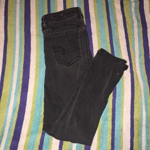American Eagle Outfitters ne(x)t level stretch short cut skinny jeans